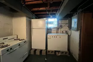 8901 S East End Ave, Chicago, IL 60617 - Photo 21