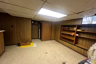 8901 S East End Ave, Chicago, IL 60617 - Photo 15