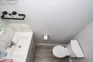 814 Oriole Dr, Streamwood, IL 60107 - Photo 11