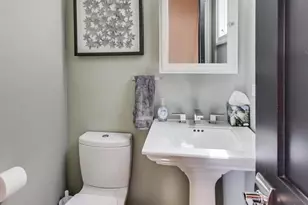 3625 N Campbell Ave, Chicago, IL 60618 - Photo 15