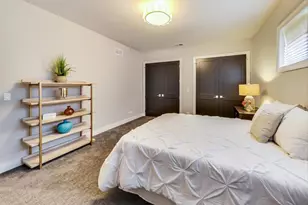 3625 N Campbell Ave, Chicago, IL 60618 - Photo 31