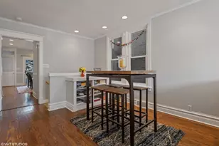 2224 W Melrose St, Chicago, IL 60618 - Photo 5