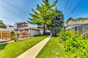 2224 W Melrose St, Chicago, IL 60618 - Photo 17