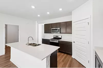 777 Plateau Drive, Pingree Grove, IL 60140 - Photo 15