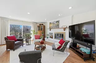 5 Middlebury Ln, Lincolnshire, IL 60069 - Photo 15