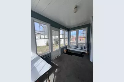 317 Lake Avenue #2, Woodstock, IL 60098 - Photo 3