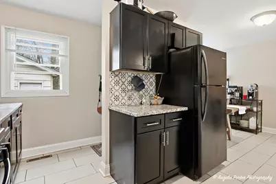 2609 N Pine Street, Waukegan, IL 60087 - Photo 5