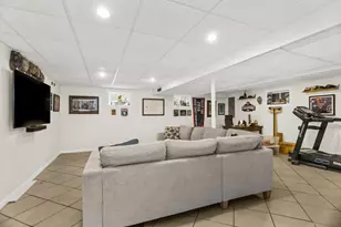 1435 Sunnybrook Dr, Naperville, IL 60540 - Photo 17