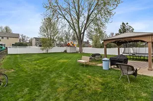 1435 Sunnybrook Dr, Naperville, IL 60540 - Photo 19