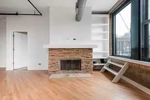 [Address not provided], Chicago, IL 60654 - Photo 3