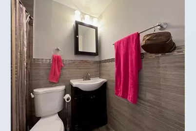 3620 N Pine Grove Avenue #204, Chicago, IL 60613 - Photo 9