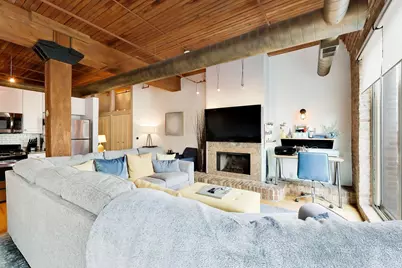 550 N Kingsbury Street #422, Chicago, IL 60654 - Photo 3