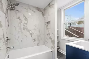 113 Gladys Ave, Fox River Grove, IL 60021 - Photo 11