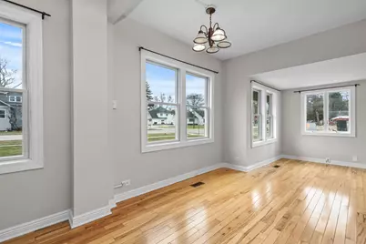 113 Gladys Avenue, Fox River Grove, IL 60021 - Photo 5