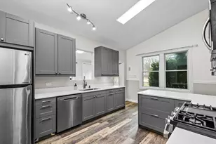 113 Gladys Ave, Fox River Grove, IL 60021 - Photo 9