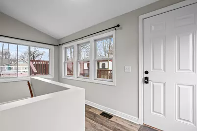 113 Gladys Avenue, Fox River Grove, IL 60021 - Photo 19