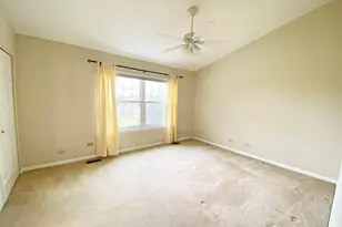 6146 Golfview Dr, Gurnee, IL 60031 - Photo 11