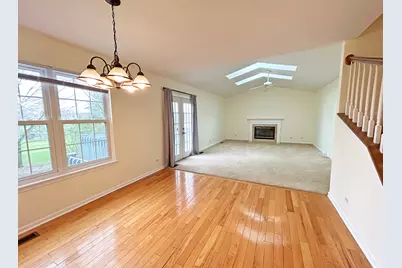 6146 Golfview Drive, Gurnee, IL 60031 - Photo 9