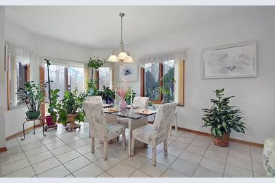 321 Royal Oak Drive, Steger, IL 60475 - Photo 9