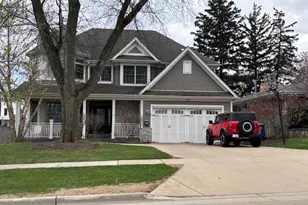143 W Chicago Ave, Clarendon Hills, IL 60514 - Photo 1