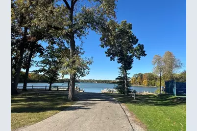 26220 N Midlothian Road, Mundelein, IL 60060 - Photo 5