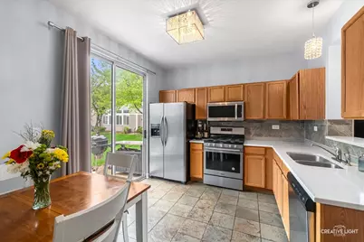 140 Heritage Lane, Streamwood, IL 60107 - Photo 7