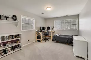 798 S Linden Ave, Elmhurst, IL 60126 - Photo 13
