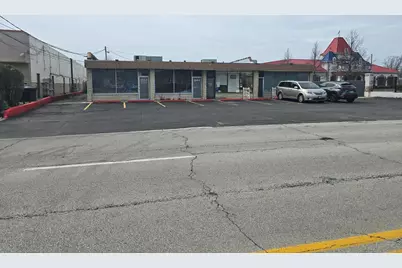 214 Greenwood Road #2, Glenview, IL 60025 - Photo 1