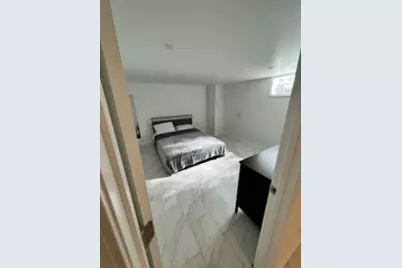 5146 N Kenneth Avenue, Chicago, IL 60630 - Photo 11