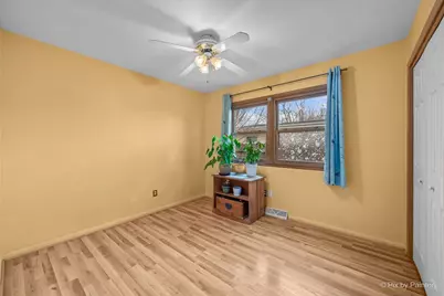 422 Princeton Drive, North Aurora, IL 60542 - Photo 11