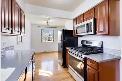 828 Village Quarter Road #A, West Dundee, IL 60118 - Photo 5