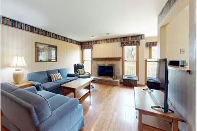 227 Parktrail Court, Schaumburg, IL 60173 - Photo 3