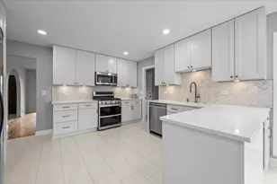 1145 Melvin Dr, Highland Park, IL 60035 - Photo 3