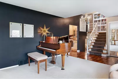 631 S Fern Court, Elmhurst, IL 60126 - Photo 15