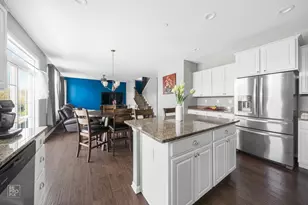 34040 N Jenna Ln, Gurnee, IL 60031 - Photo 7