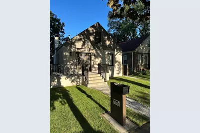 11055 S Avenue C, Chicago, IL 60617 - Photo 1