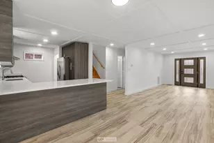 11055 S Ave C, Chicago, IL 60617 - Photo 7