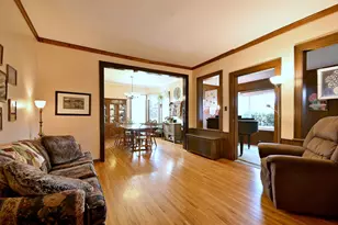 2221 119th Pl, Blue Island, IL 60406 - Photo 5
