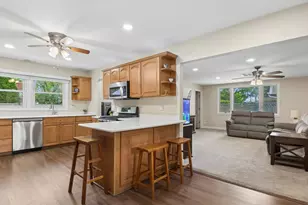 1801 Cambourne Ln, Schaumburg, IL 60194 - Photo 11
