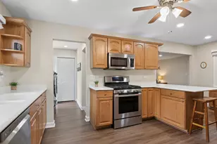 1801 Cambourne Ln, Schaumburg, IL 60194 - Photo 9