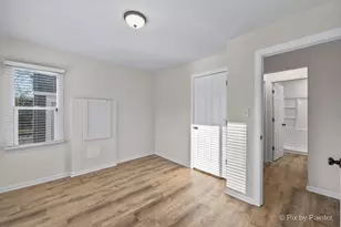 1019 Maple St, Lake in the Hills, IL 60156 - Photo 9