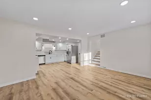 1019 Maple St, Lake in the Hills, IL 60156 - Photo 3