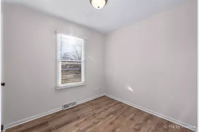 1019 Maple Street, Lake in the Hills, IL 60156 - Photo 17