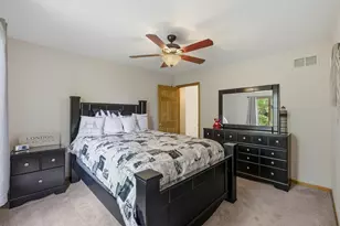 1399 Medinah Dr, Itasca, IL 60143 - Photo 35