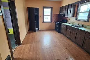 422 Garfield Ave, Calumet City, IL 60409 - Photo 7