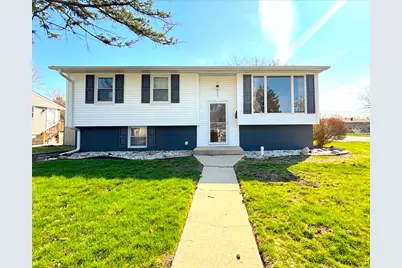 347 E Center Street, Glenwood, IL 60425 - Photo 1