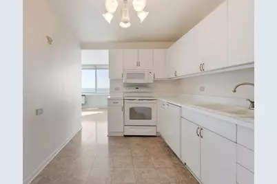 1440 N Lake Shore Drive #21H, Chicago, IL 60610 - Photo 17