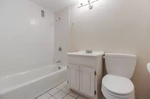 1440 N Lake Shore Dr, Chicago, IL 60610 - Photo 25