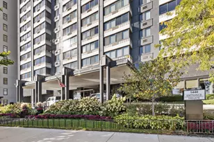 1440 N Lake Shore Dr, Chicago, IL 60610 - Photo 3