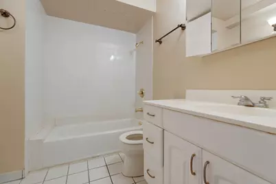 1440 N Lake Shore Drive #21H, Chicago, IL 60610 - Photo 23